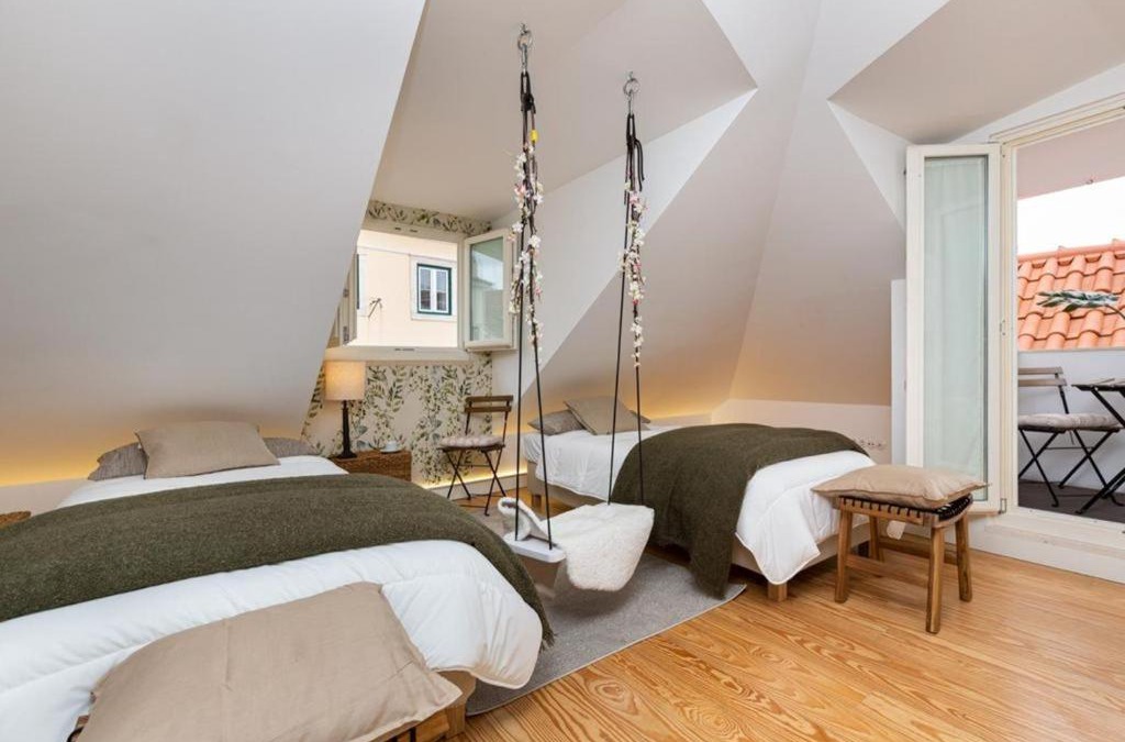 Santo Estevao Apartment | Be Local - 3 bedrooms flat in front of the Fado Museum in Alfama