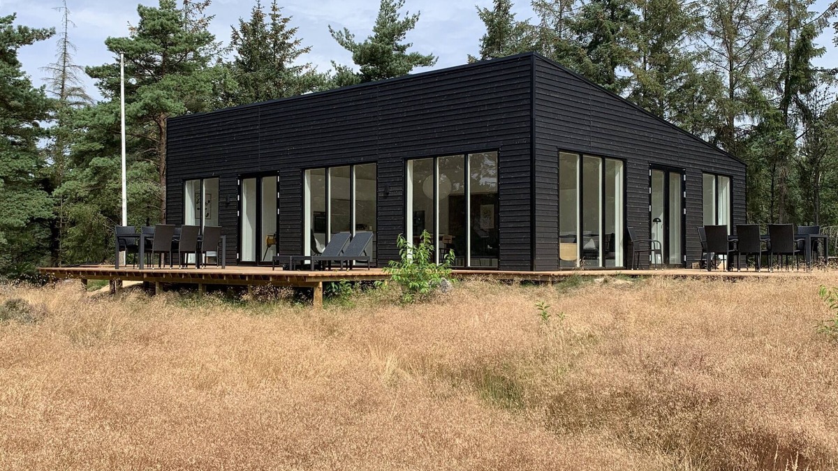 Sønderstrand House | Be one with nature.