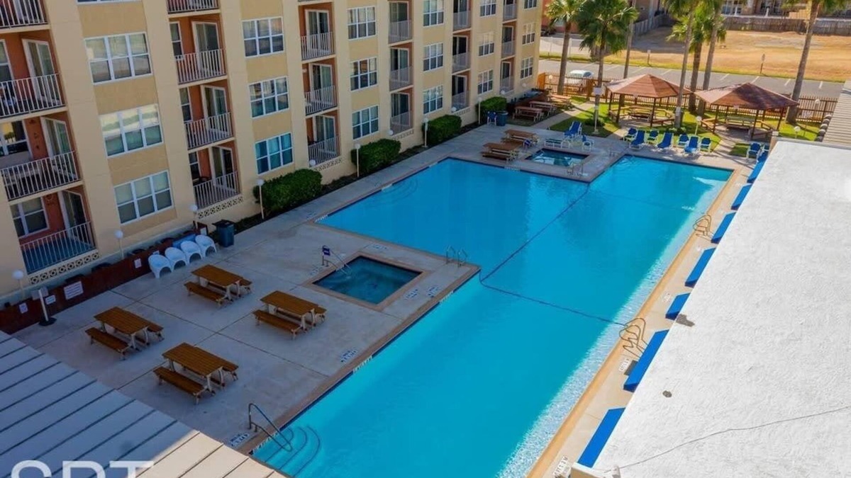 South Padre Island Condo | *Beach access Condo * Nice pool/hot tub area w/bbq (Gulfview I – #213) by RedAwning