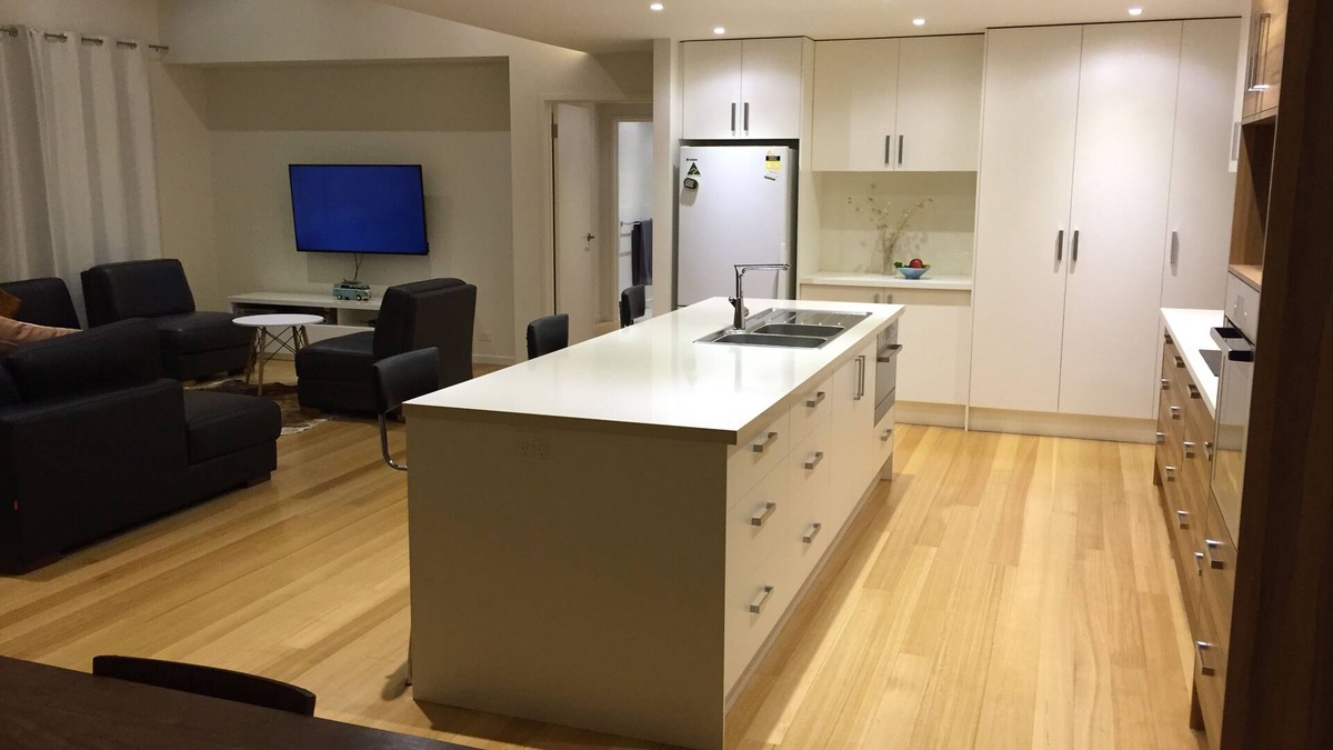 Kennett River House | Beach and forest views, 200m to Kennett River beach