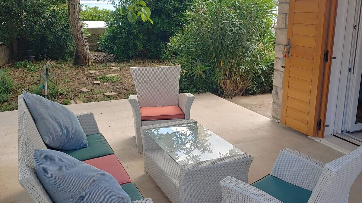 Stomorska Apartment | Beach Apartments Šolta - Studio Apartment with Sea View 2