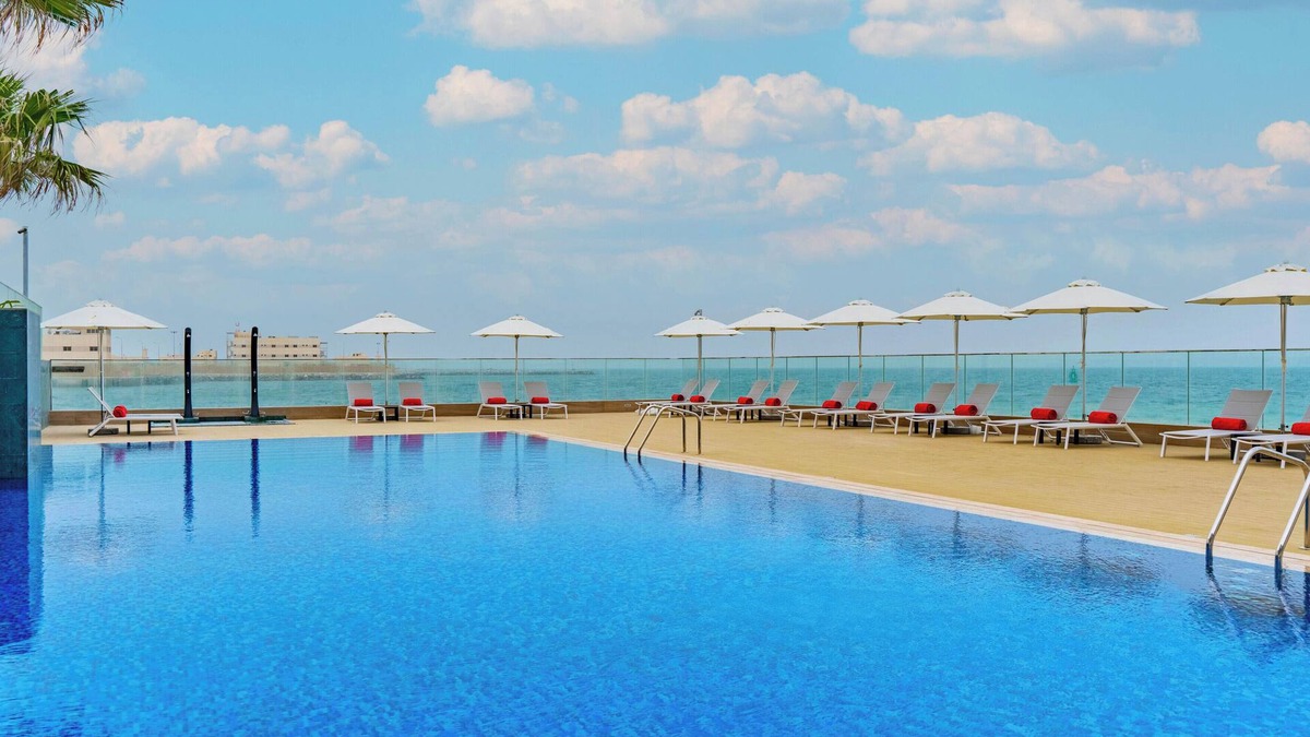 Al Mirfa Hotel | Beach Bay Hotel Mirfa