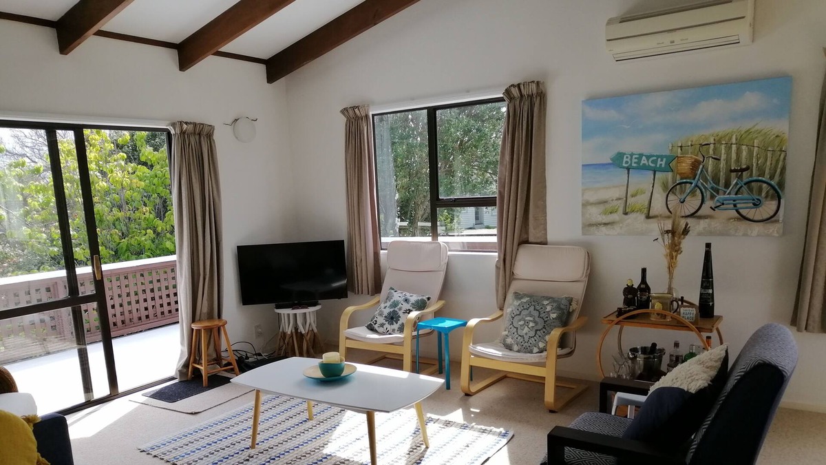 Waikanae House | Beach Break at Waikanae