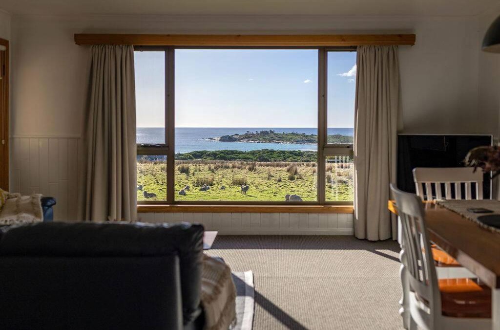 Bicheno House | Beach Break - Diamond Island