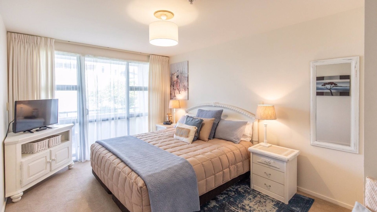 Mount Maunganui Apartment | Beach Break Escape at the base of Mt Maunganui