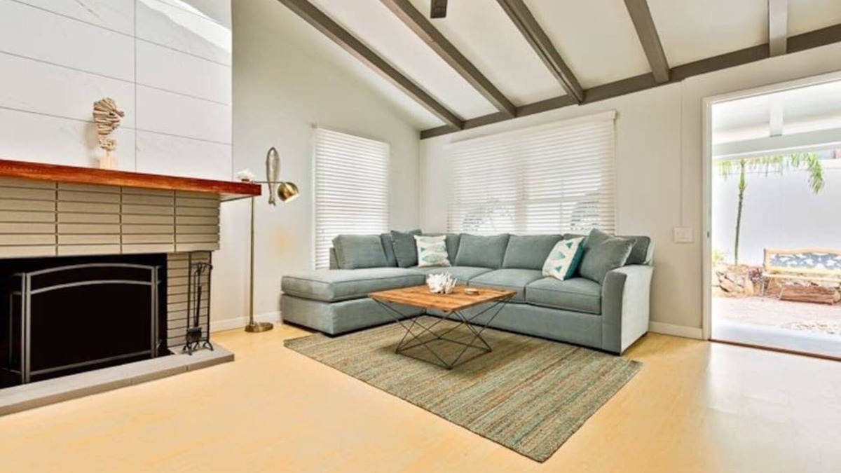 La Jolla Shores Apartment | Beach Bungalow 2 Blocks to Beach