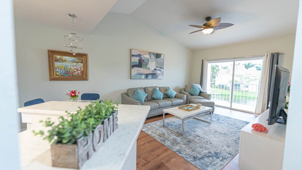 Ocean Side Village Condo | Beach Club Luxury Condominium