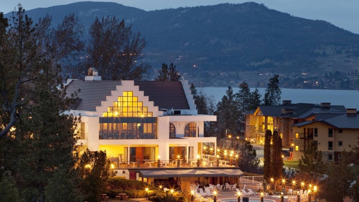 Central Okanagan Condo | Beach condo-sleeps 4