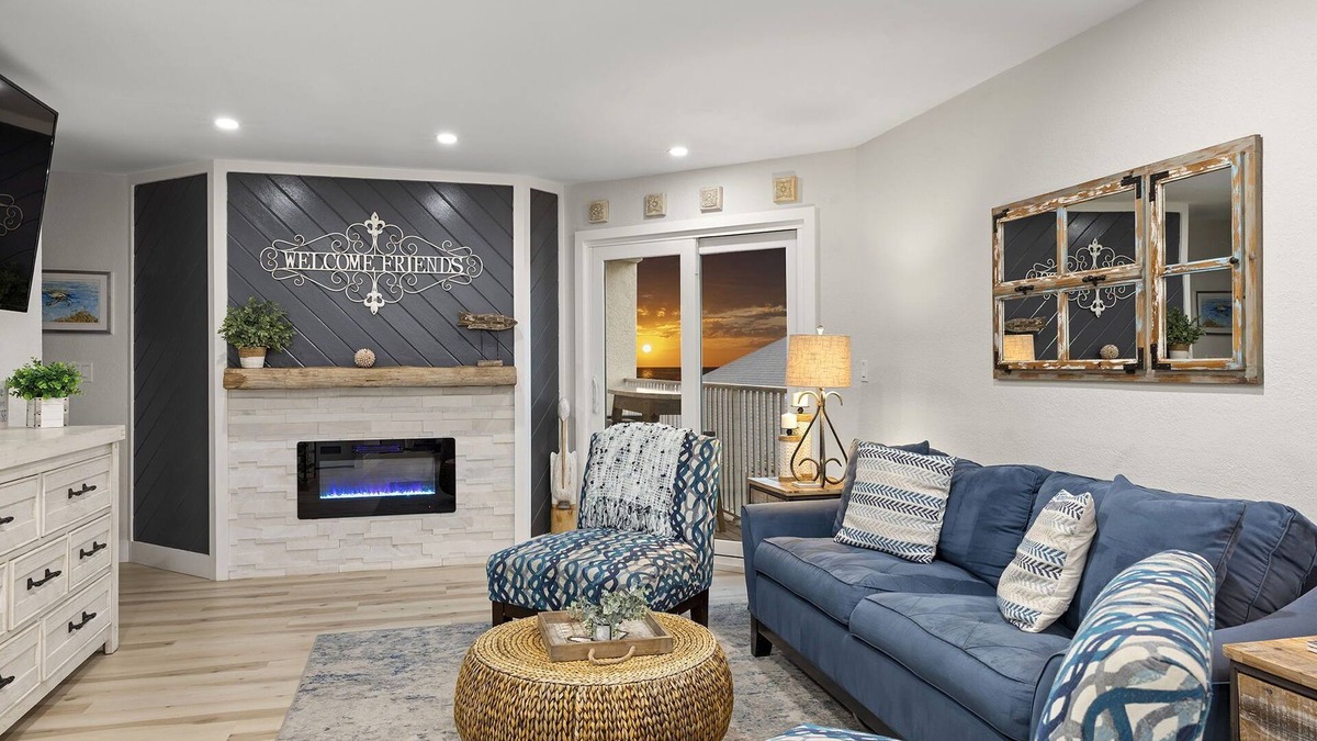 Independence Square Condo | Beach condo with sunset views