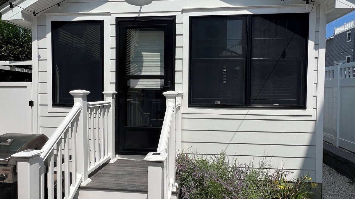 Ship Bottom Cottage | Beach Cottage, 3 from the beach!