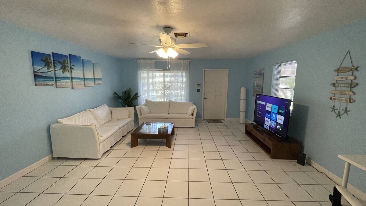 Pompano Beach House | Beach Cottage