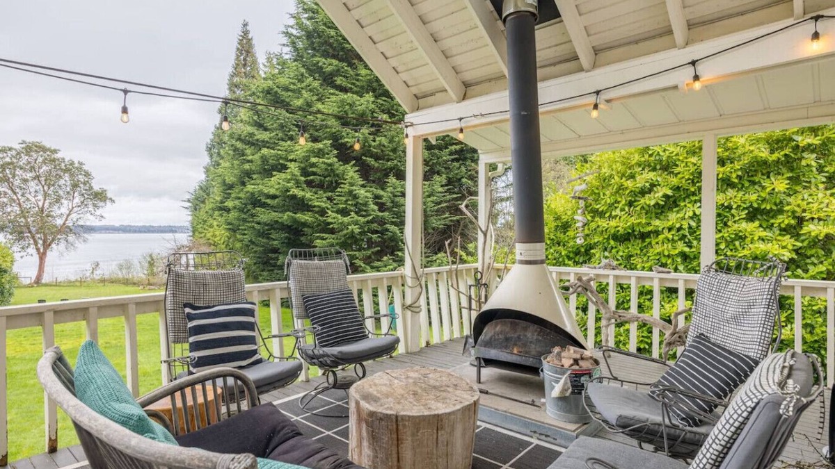 Port Ludlow House | Beach Cottage w/Water Access