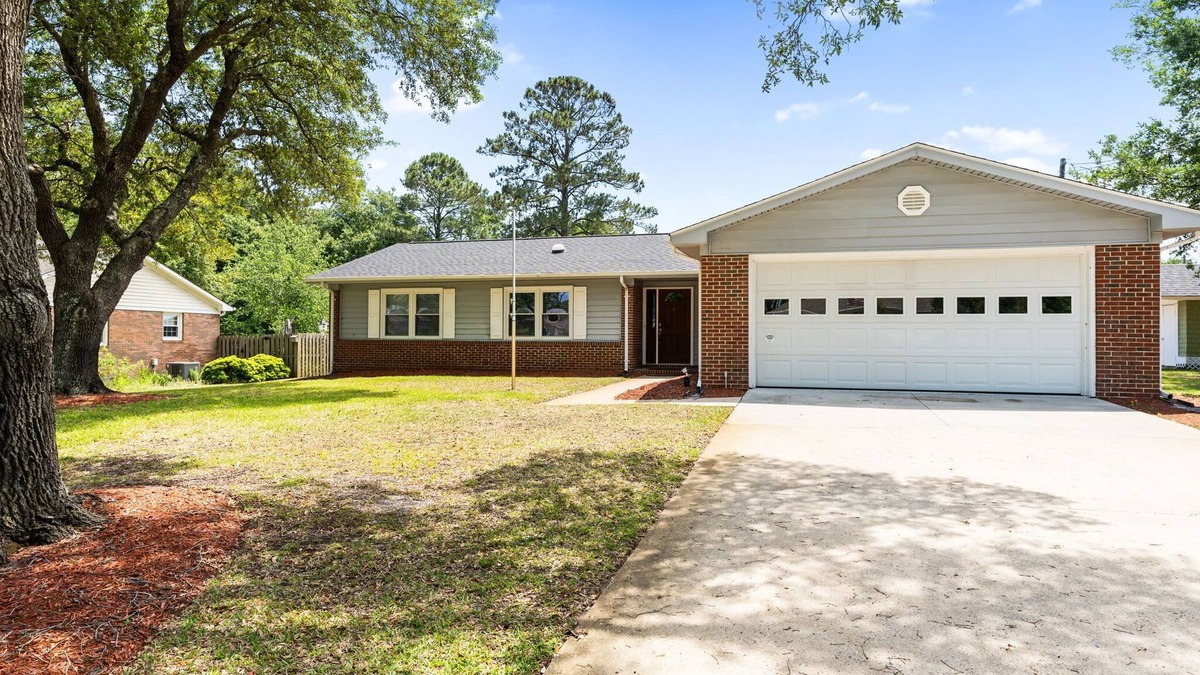 Wilmington Villa | Beach & Downtown Family Fun Wilmington Stay Villa