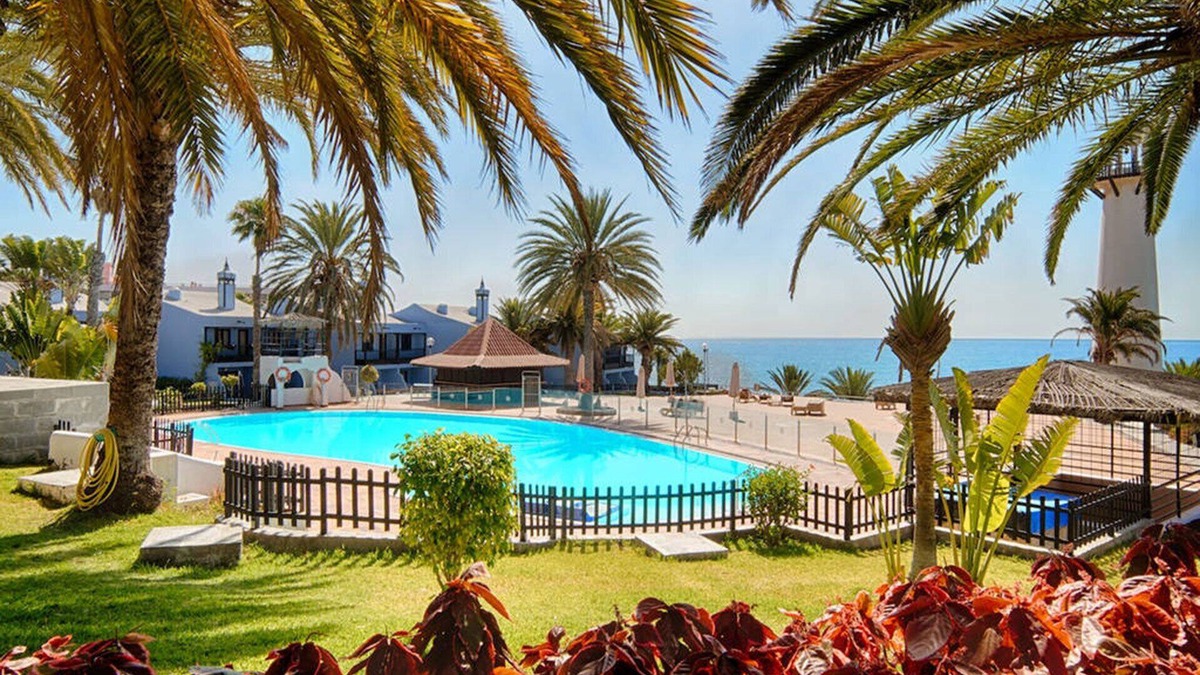 Playa del Aguila Apartment | beachfront - the water - primera linea de playa - maspalomas - gran canaria