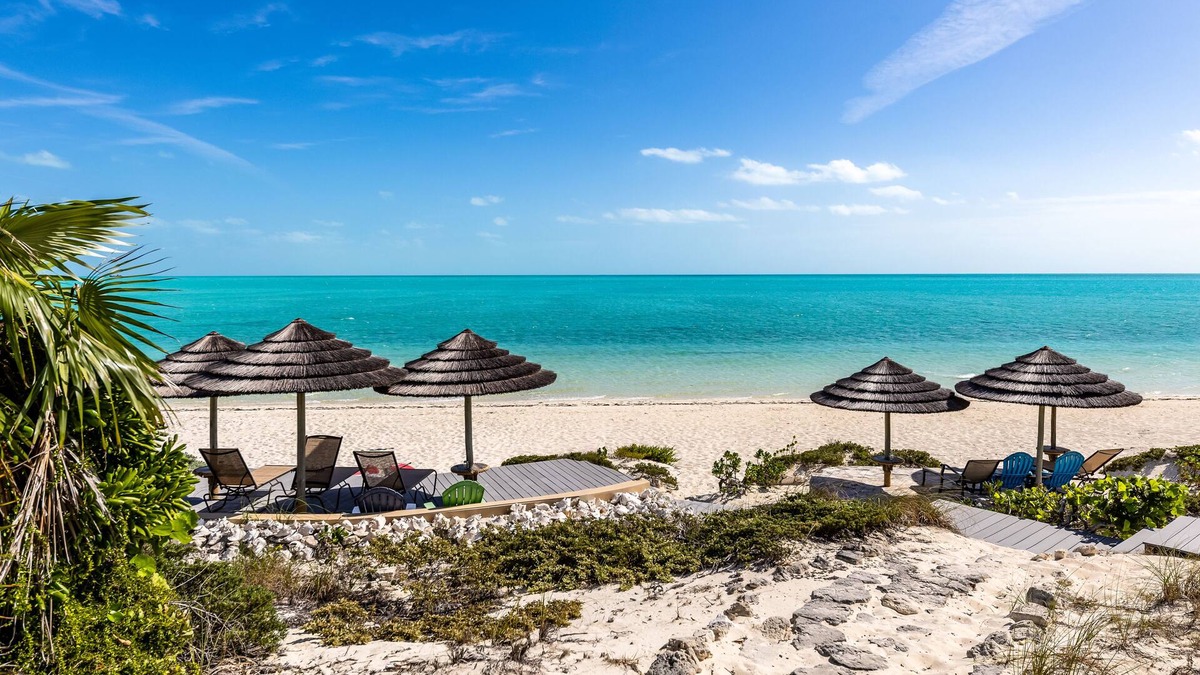 Bouvet Island Villa | Beach Front 2 Bedroom