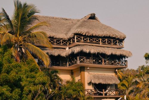 Santa Maria House | Beach Front Guesthouse