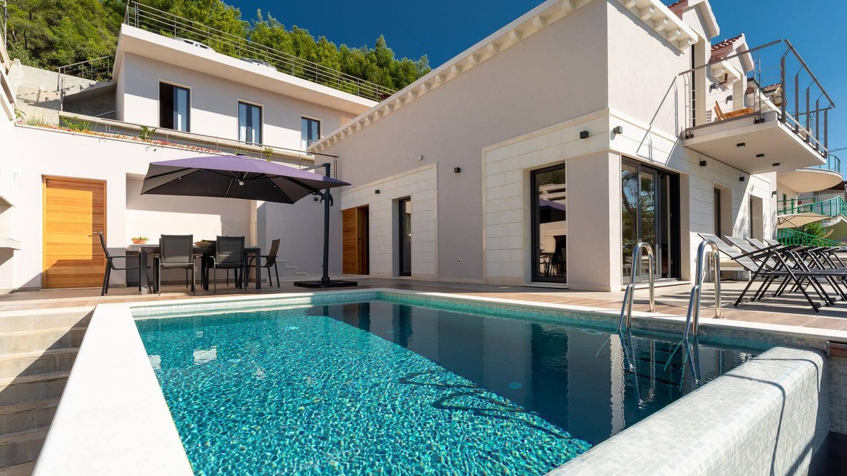 Blato House | Beach front home in Blato