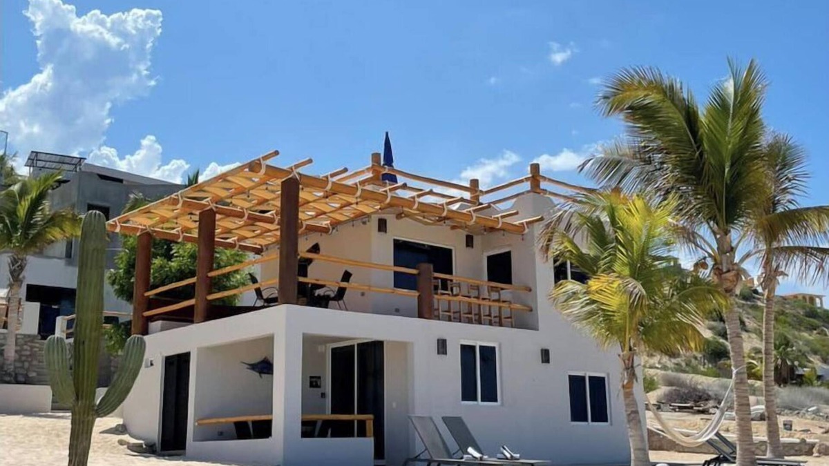 El Sargento Apartment | Beach Front Lofts 2