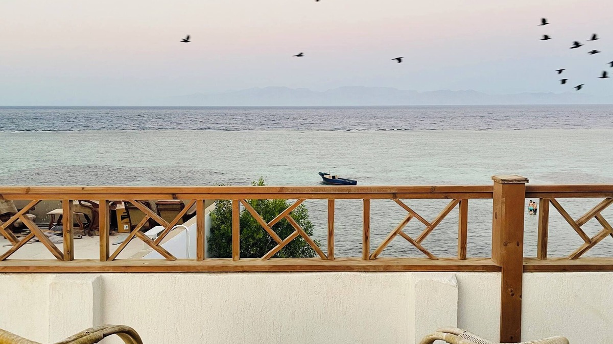 Dahab Ski Chalet | Beach front studio with huge roof top terrace