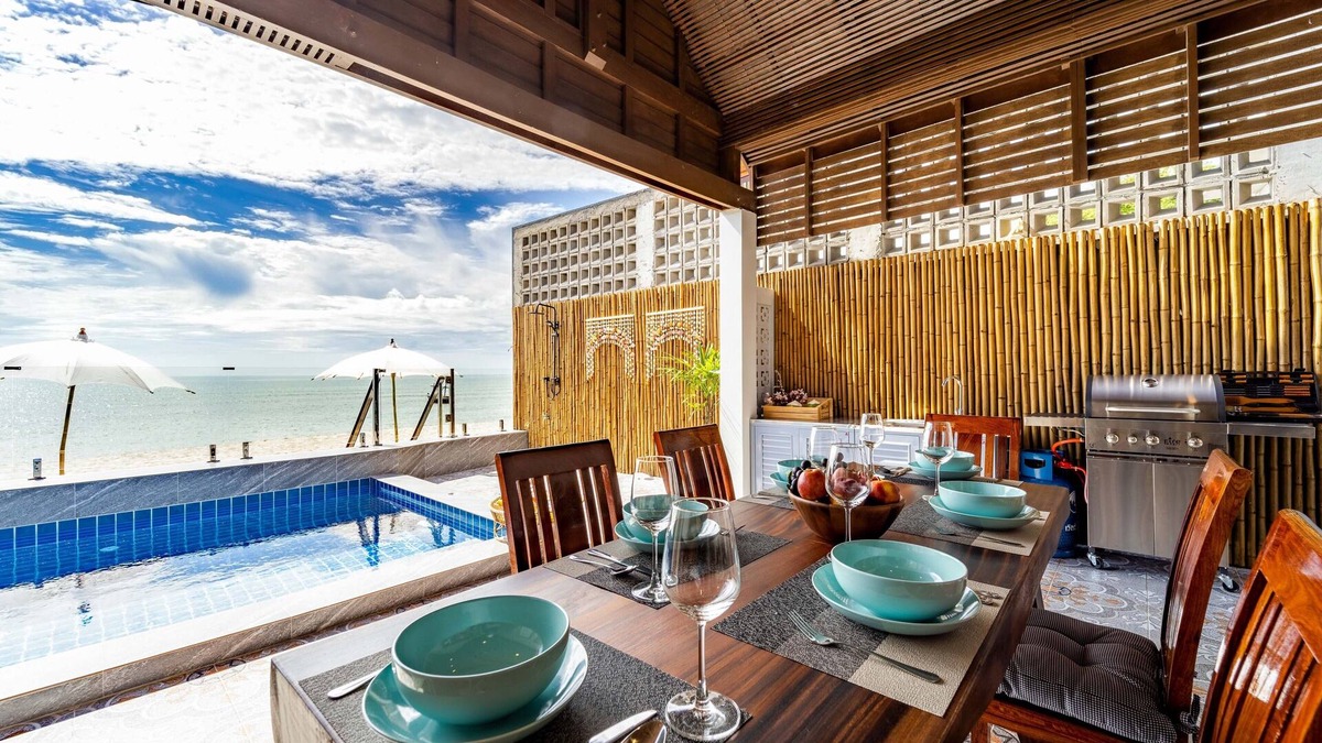 Hua Hin Villa | Beach Front Villa with 3 Bedrooms - CA3