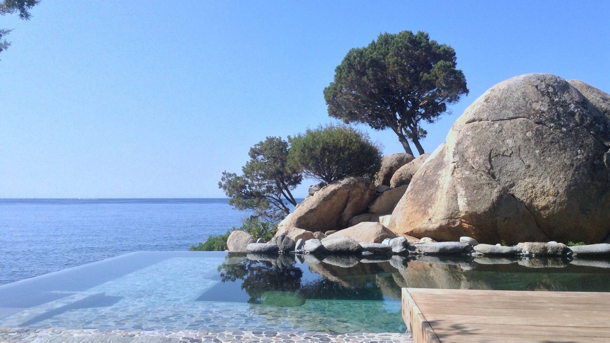 Torre delle Stelle Villa | Beach front Villa with Infinity Pool