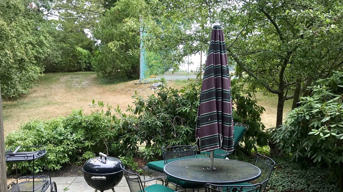 Tisbury Cottage | Beach Guest House