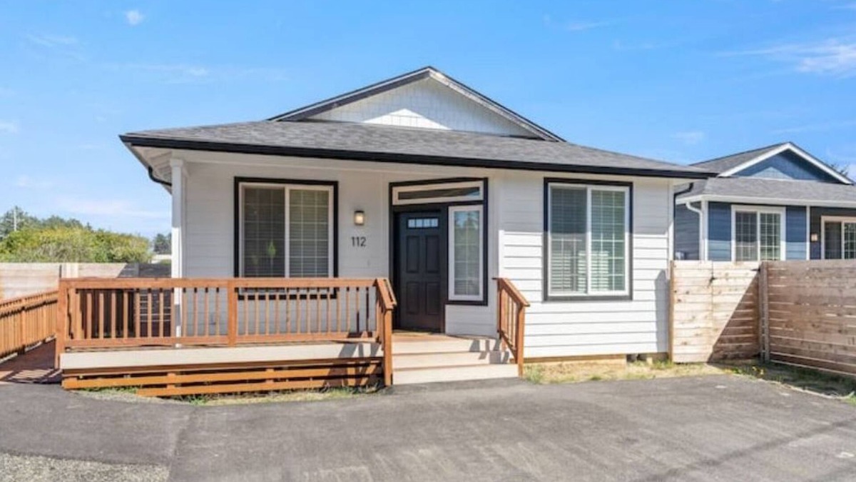 Ocean Shores House | Beach Happy