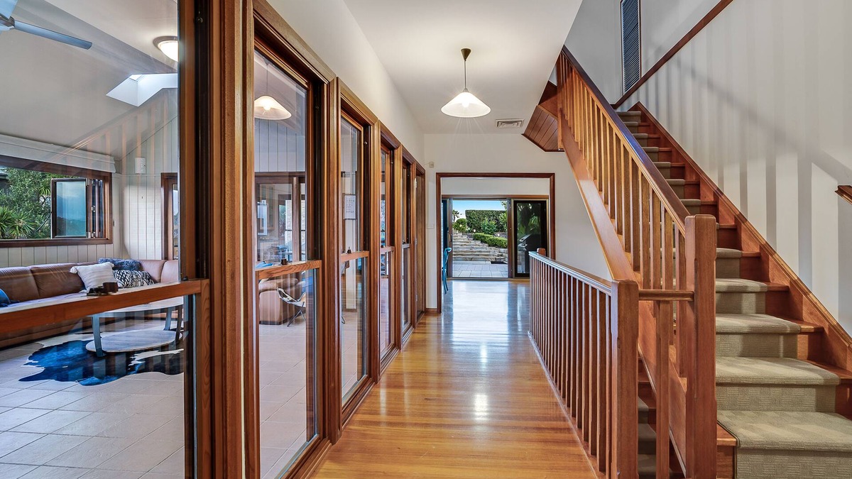 Wamberal House | BEACH HAUS- Beach front, great for family fun!