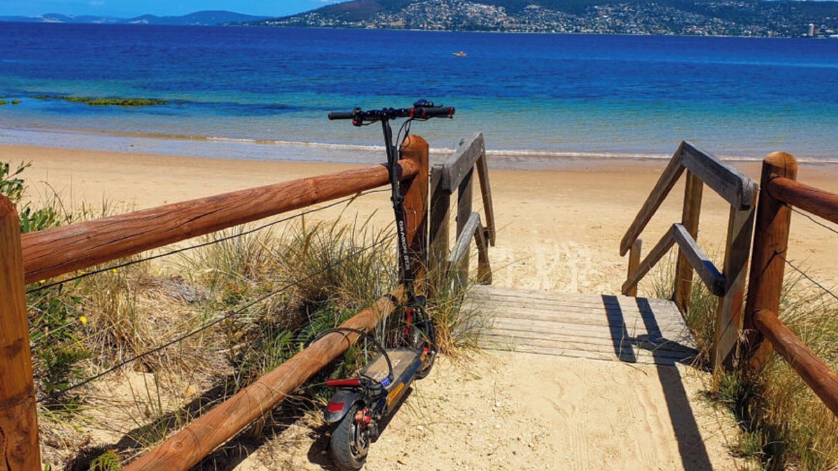 Bellerive House | Beach House 3 mins walk Bellerive Beach, Hobart