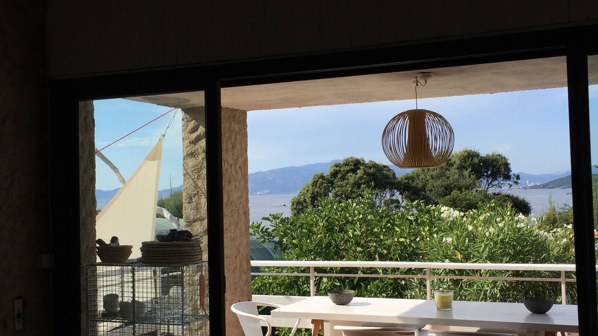 Verghia House | Beach house 5 minutes walk from the silver beach