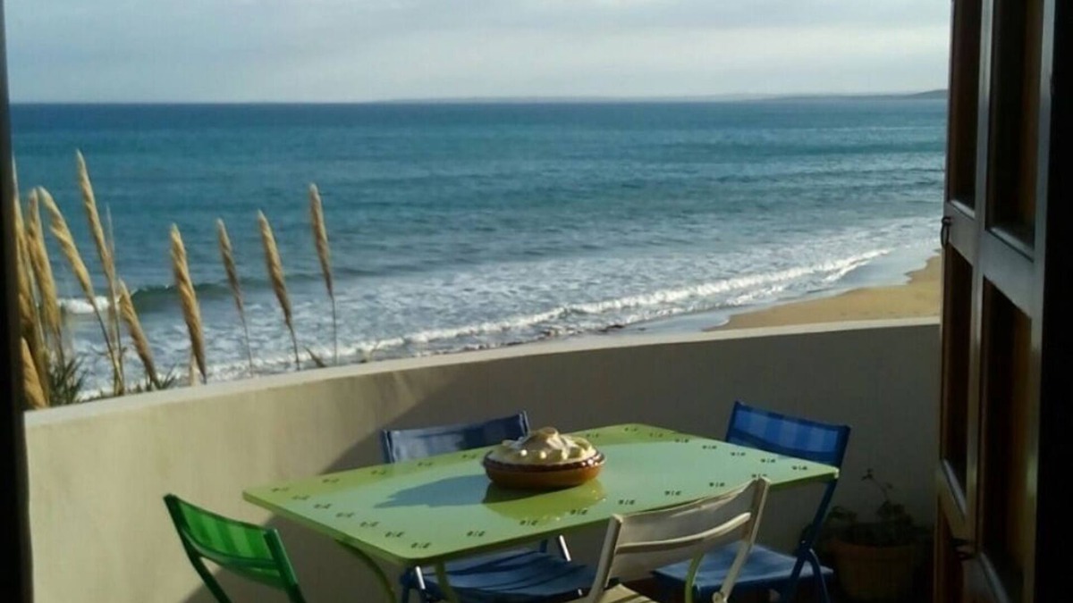 Noto Marina Apartment | beach house on the sea