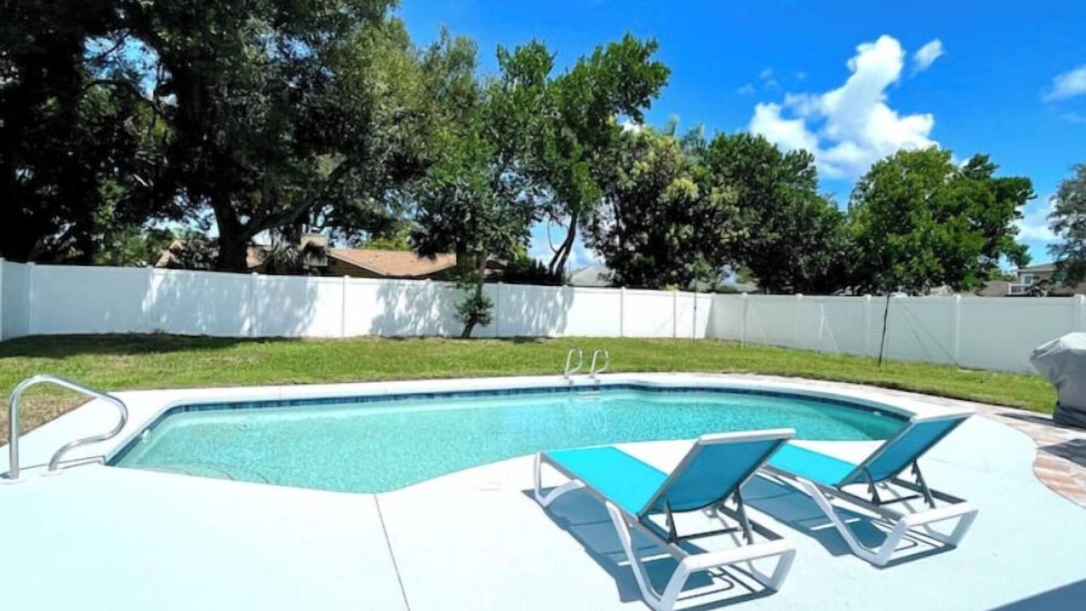 Port Orange House | Beach House, Pool, Garage, 10 Min to Beach