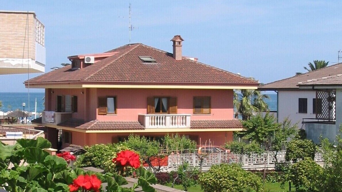 Cologna Spiaggia House | Beach house Roseto apartment on the sea