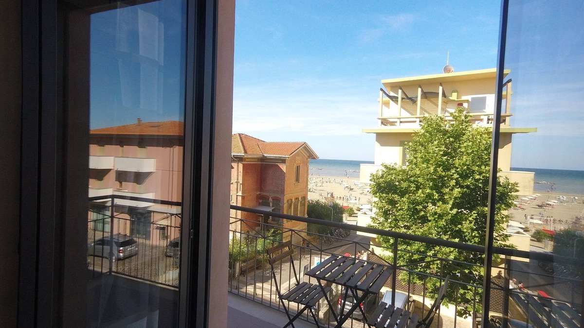 Viserba Apartment | Beach House Super Terrace