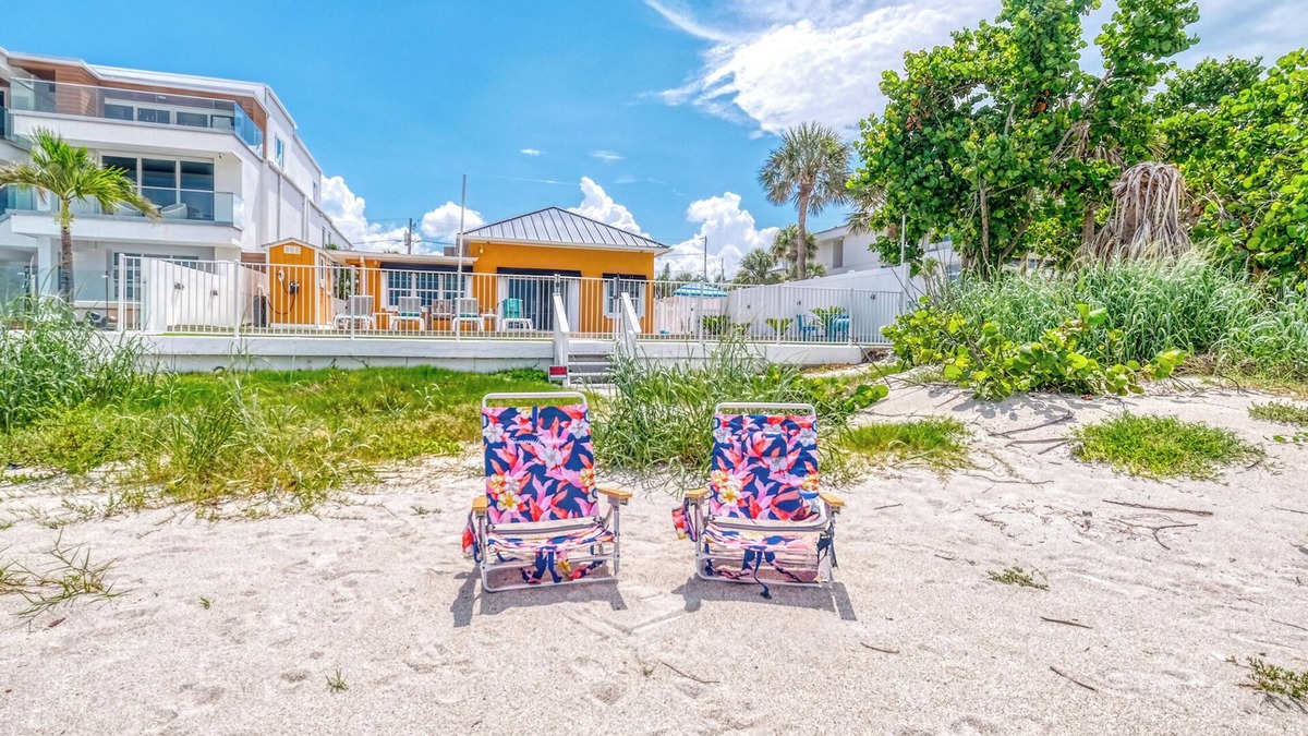Indian Rocks Beach House | Beach House directly on the Beach with beautiful private pool