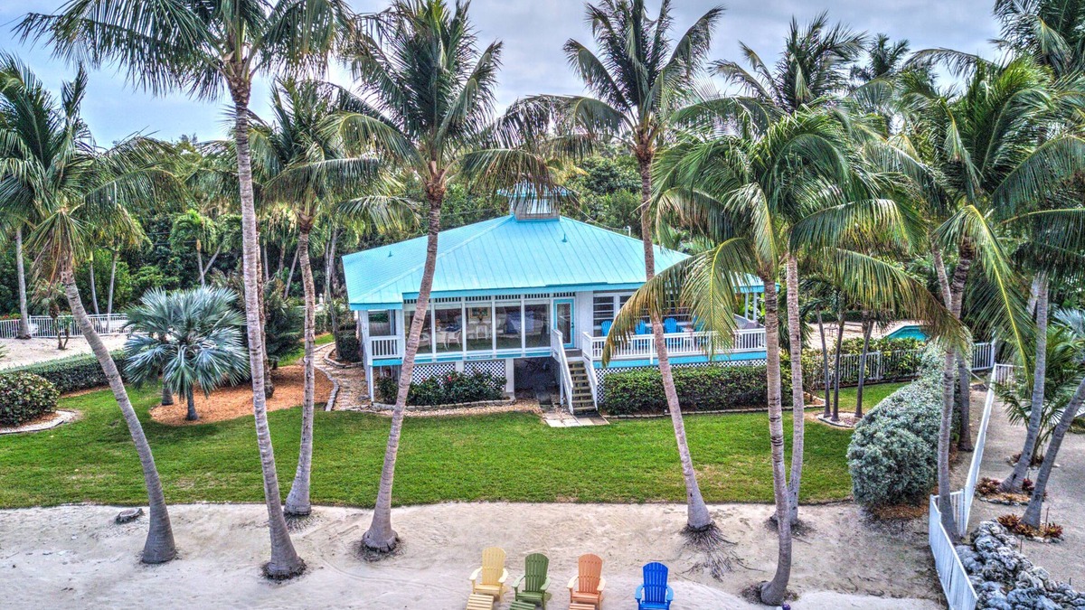 Marathon House | Beach House🌴Waterfront, Private Pool, Boat Dock on Gulf with Amazing Sunsets!☀️