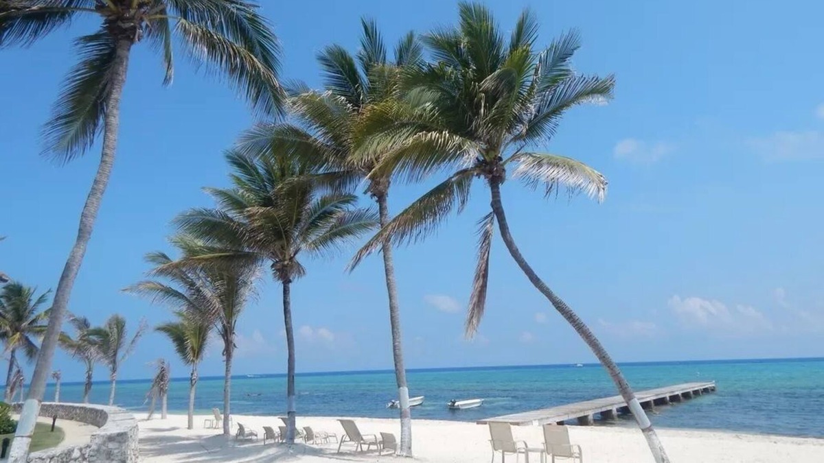 West Bay Condo | Beach Living at Villas Pappagallo BLDL