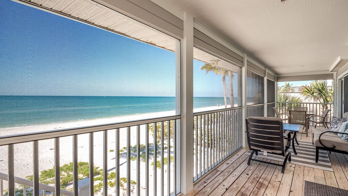 Bonita Springs House | Beach Love For Family Fun Or Romantic Getaway
