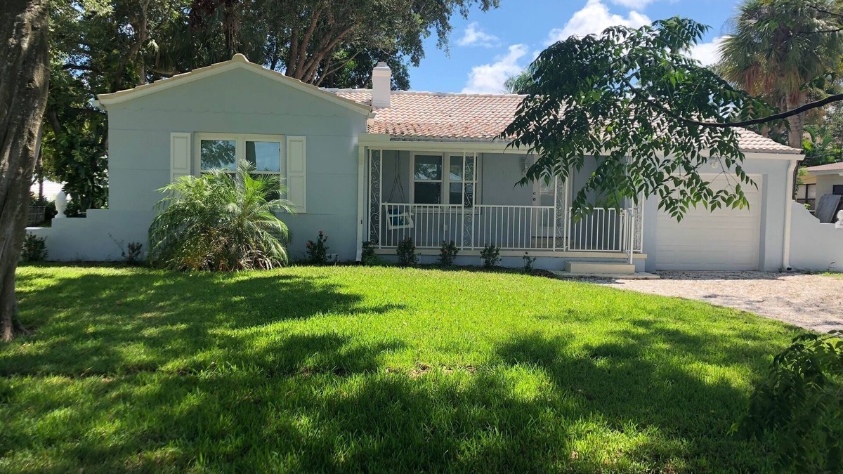 Belle Vista House | Beach OASIS with new pool, sleeps 8.