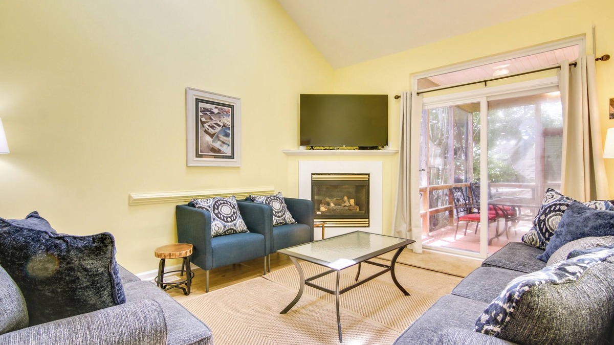 Ocean Pines House | Beach & Pool Access: Ocean Pines Coastal Cottage!