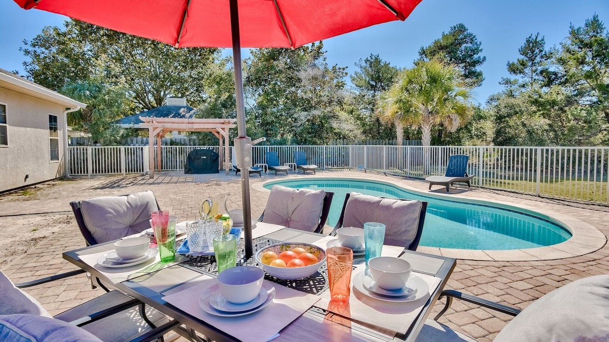 Gulf Pines House | BEACH RETREAT-GULF PINES-PRIVATE POOL-GATED BEACH ACCESS!
