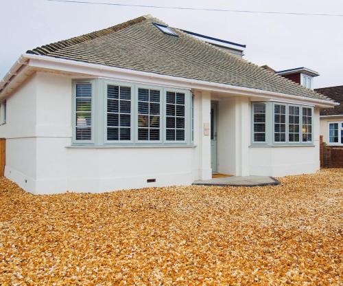 Southbourne House | Beach Retreat luxury home just 2 minutes walk to the beach