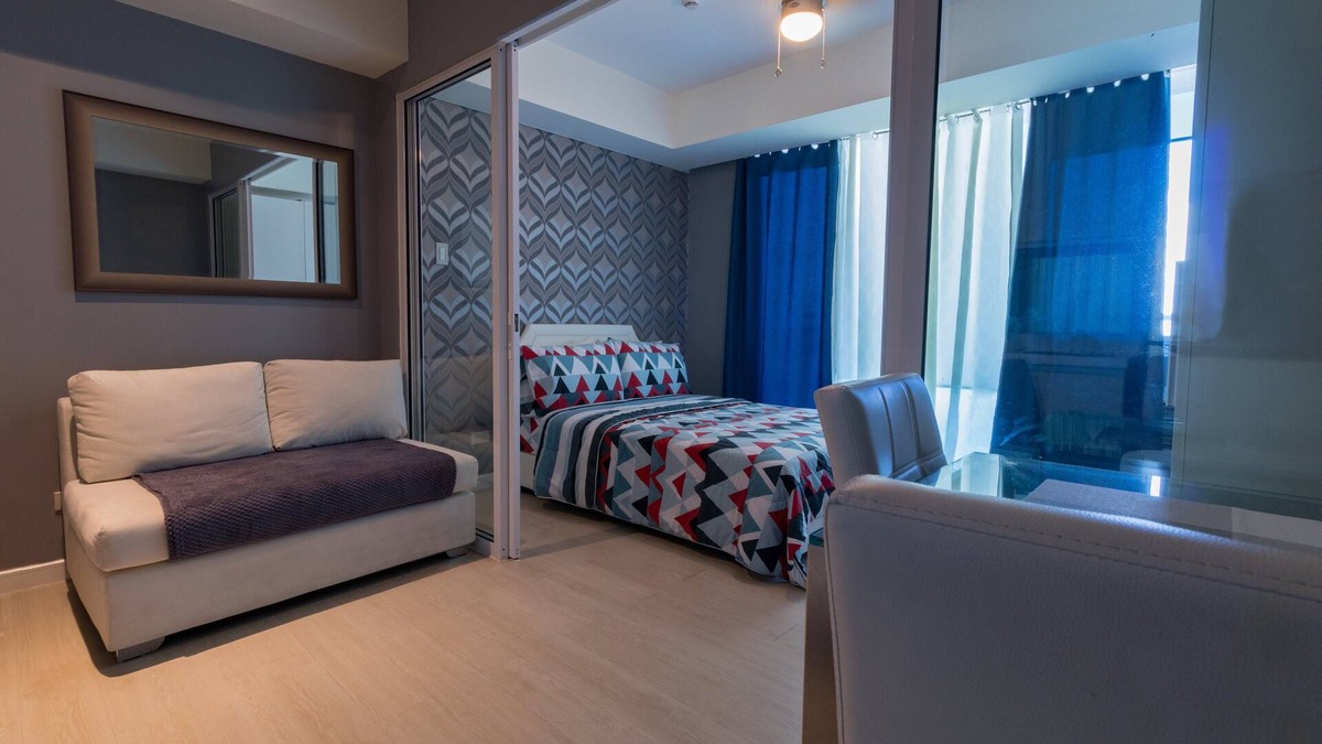 Don Bosco Condo | Beach Right At Your Doorstep - Azure Maldives Tower