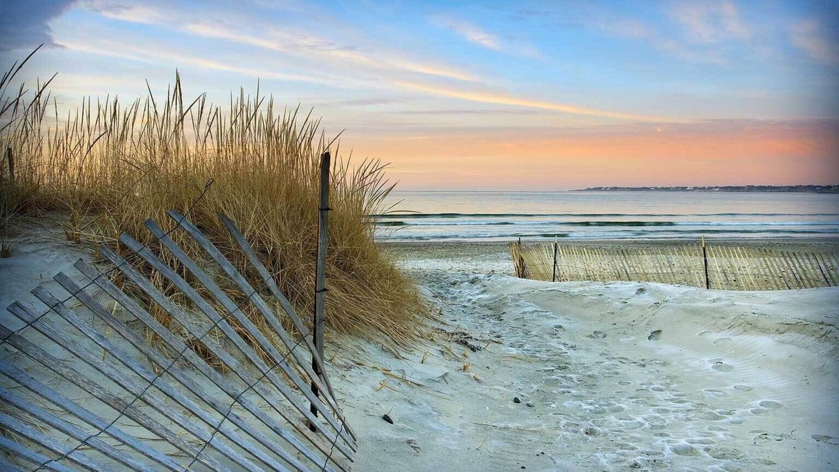 Brigantine Cottage | Beach, Sun and memories,n2nd Floor Unit, with private deck.