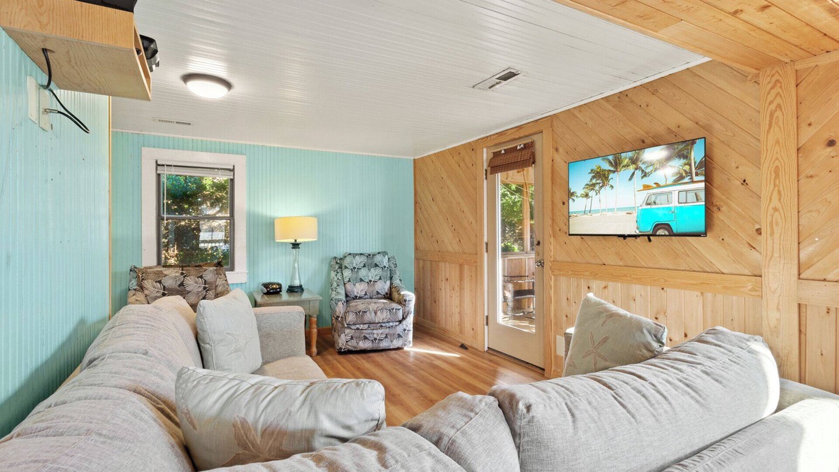 South Nags Head House | Beach, Sunrise, Views, community pool!