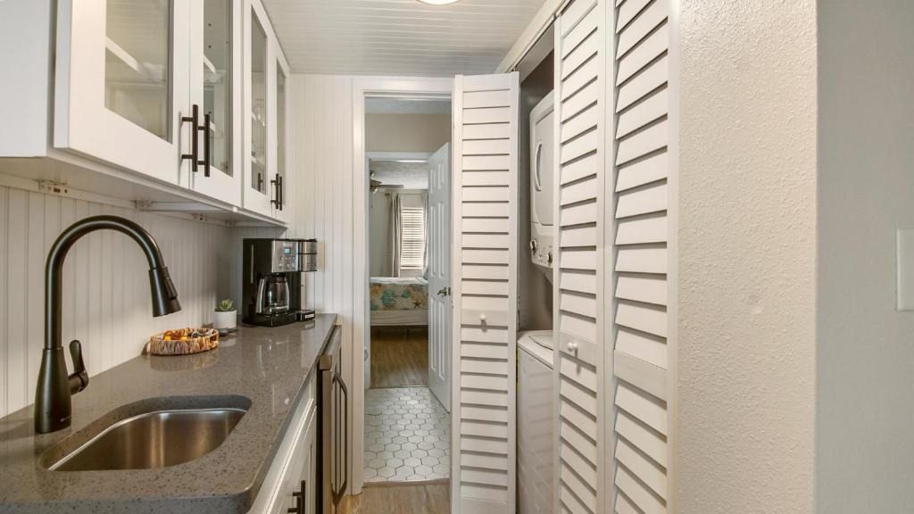 El Centro Beach House | Beach Vibes - Lullwater Beach Condos 437 by Nautical Properties Vacation Rentals