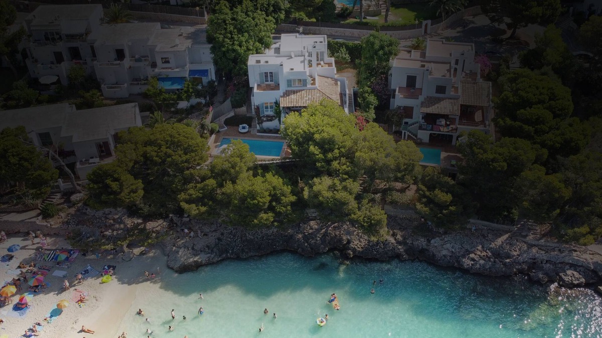 Cala d'Or Villa | Beach Villa with Direct Access to Cala Gran Beach