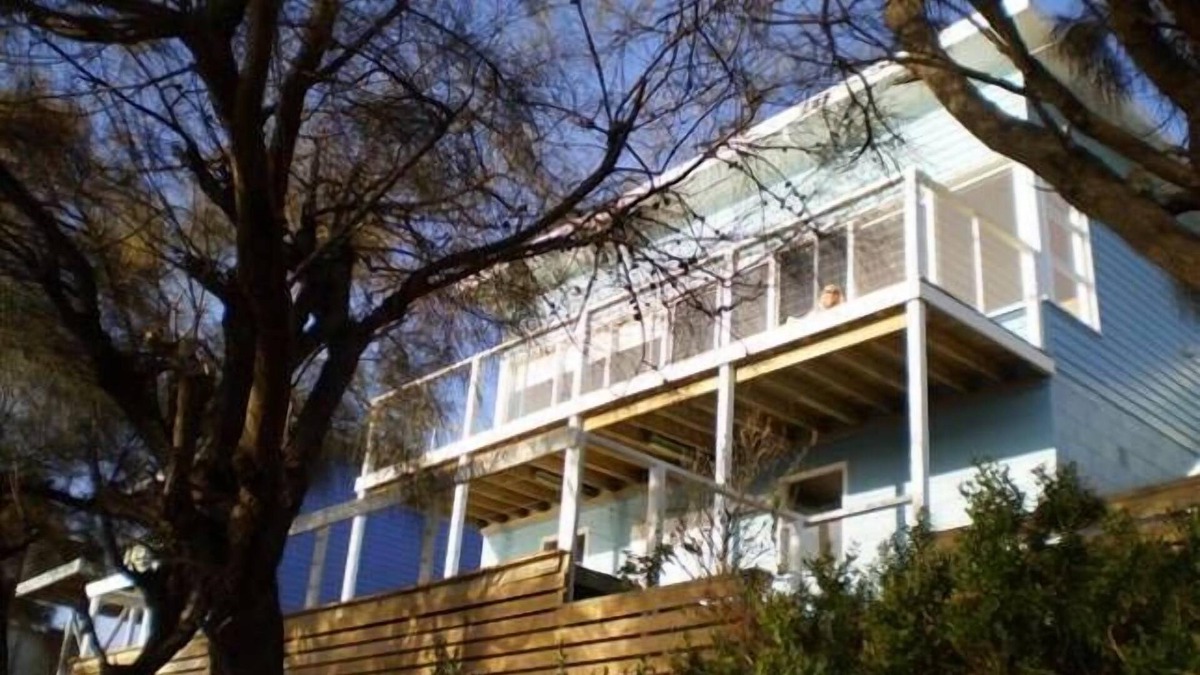 South Arm House | Beachcliffe by the Sea
