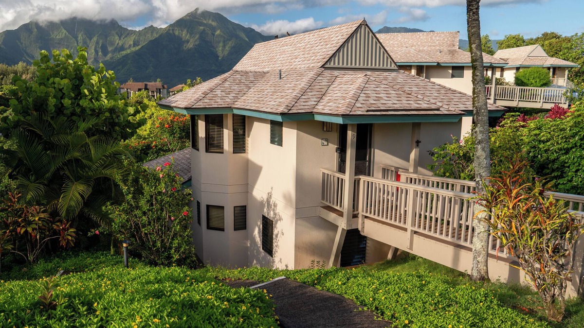 Princeville Villa | Beaches at your doorstep, Breathtaking Hawaiian Villa at Hanalei Bay