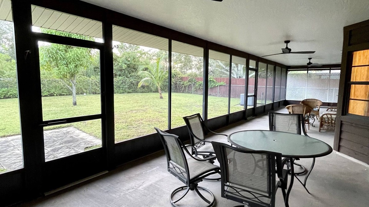 Malabar House | 🏝Beaches, Nature Sanctuaries, and Rockets with plenty of room for a family.